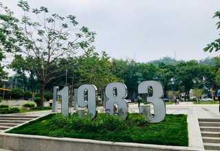 宝山区垃圾分类投放环卫车